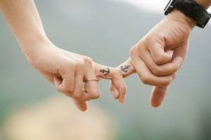 Miłości na pomoc - rola portali randkowych